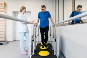 Prehab לפני החלפת מפרק: איך הכנה גופנית יכולה לשפר את ההחלמה?